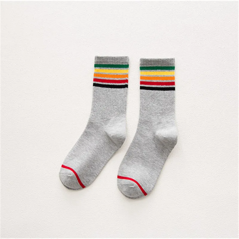 Harajuku Cool Skateborad Short Rainbow Socks Art Women Fashion White Cotton Cocks Hipster Cartoon Colored Ankle Socks Female