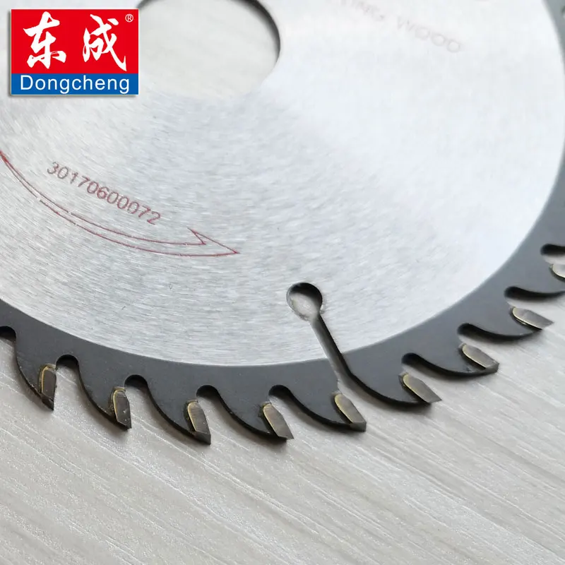 Brzeszczoty do pił tarczowych 4" 40 zębów 110 mm. Brzeszczoty Dongcheng 110x20mm TCT do pił elektrycznych do cięcia drewna, MDF, płyt wiórowych. — zdjęcie 4
