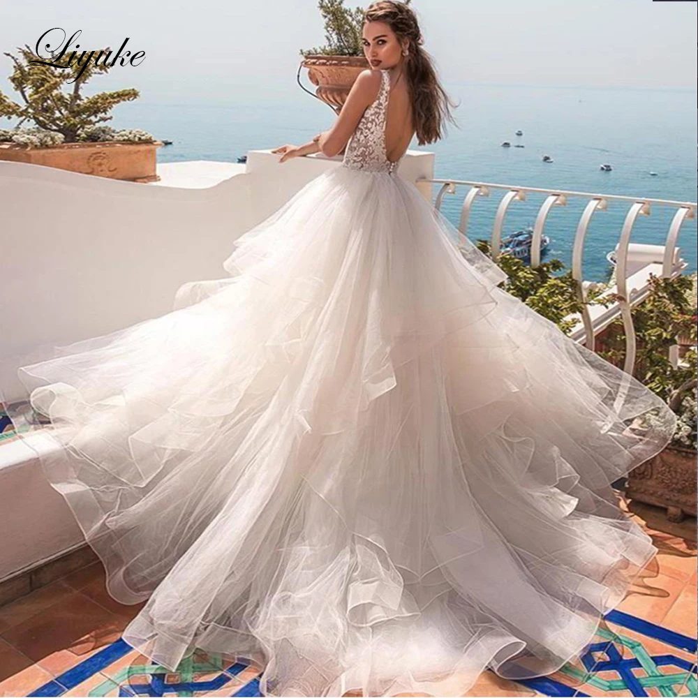 Liyuke Princess Type V Neckline Ball Gown Wedding Dress With Puffy Organza And Tulle Skirt vestido de casamento