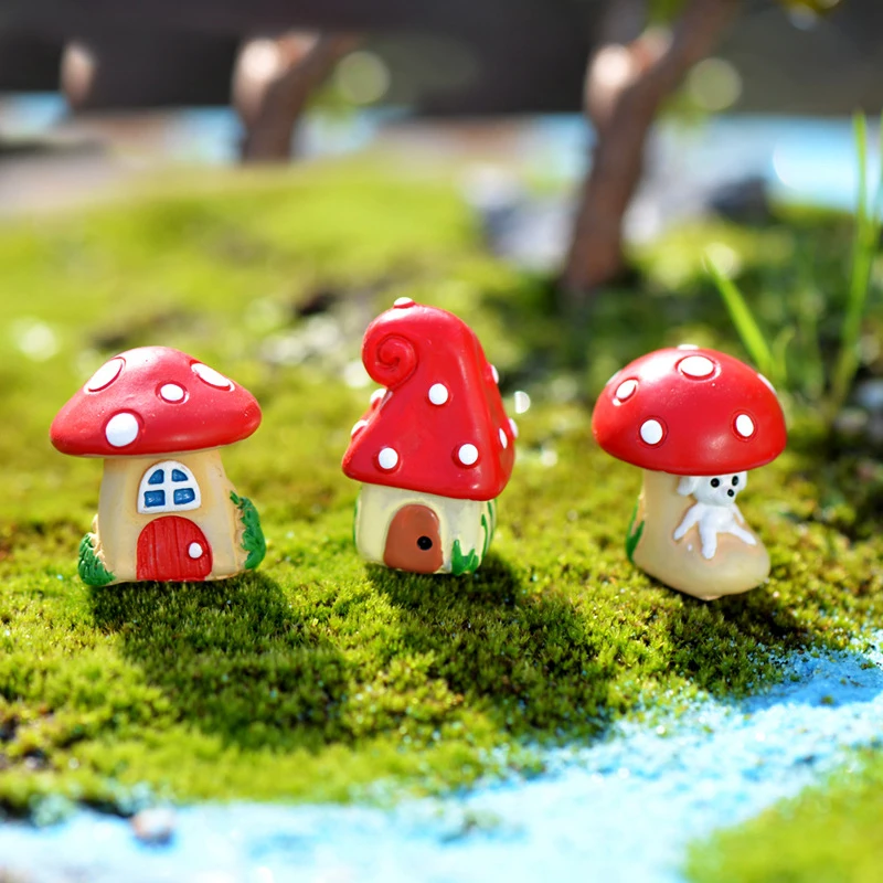 Mushroom House Village Figure Decorative Fairy Garden Cartoon Building Statue Bonsai Miniature Moss Ornaments Resin Craft Toys