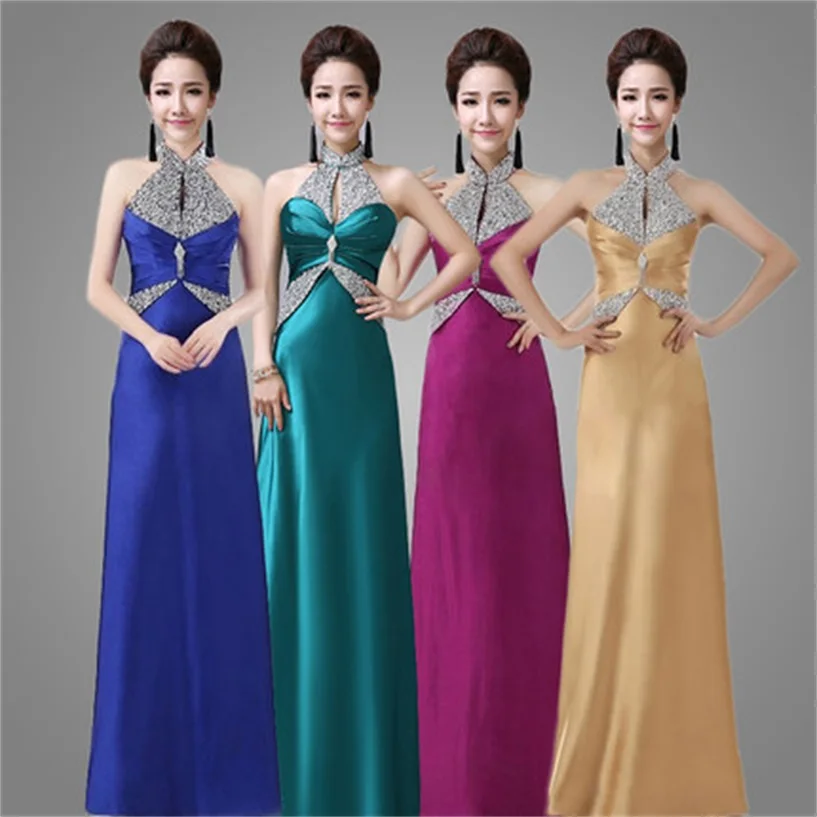 The new autumn and winter evening party dress female host hanging neck Slim long paragraph dress