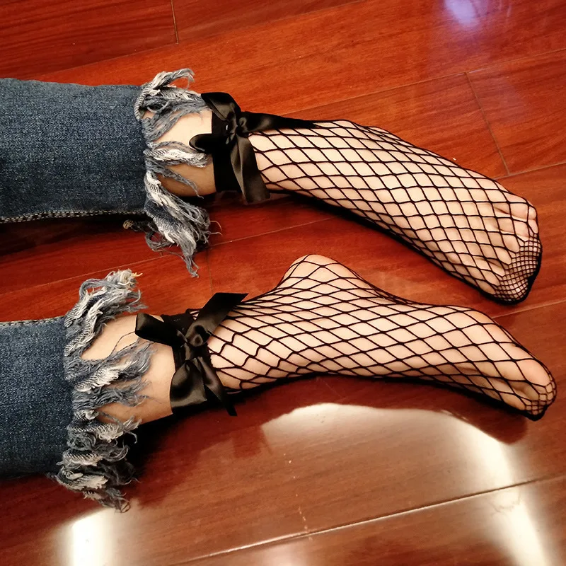 Streetwear Women\'s Harajuku Black Breathable Bow knot Fishnet Socks.Sexy Hollow out Mesh Nets Socks Ladies Girl 1pair=2pcs WS101