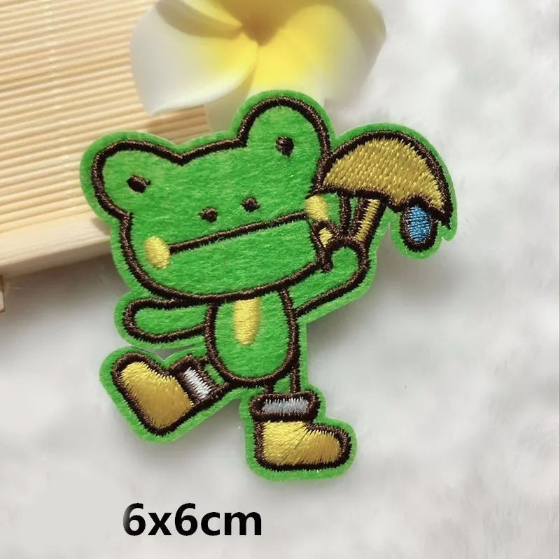 PGY 1PCS Cartoon Lovely Animal Frog Christmas Tree Group Combine Embroidery Owl Decoration children Clothes Shoes Giraffe Patch