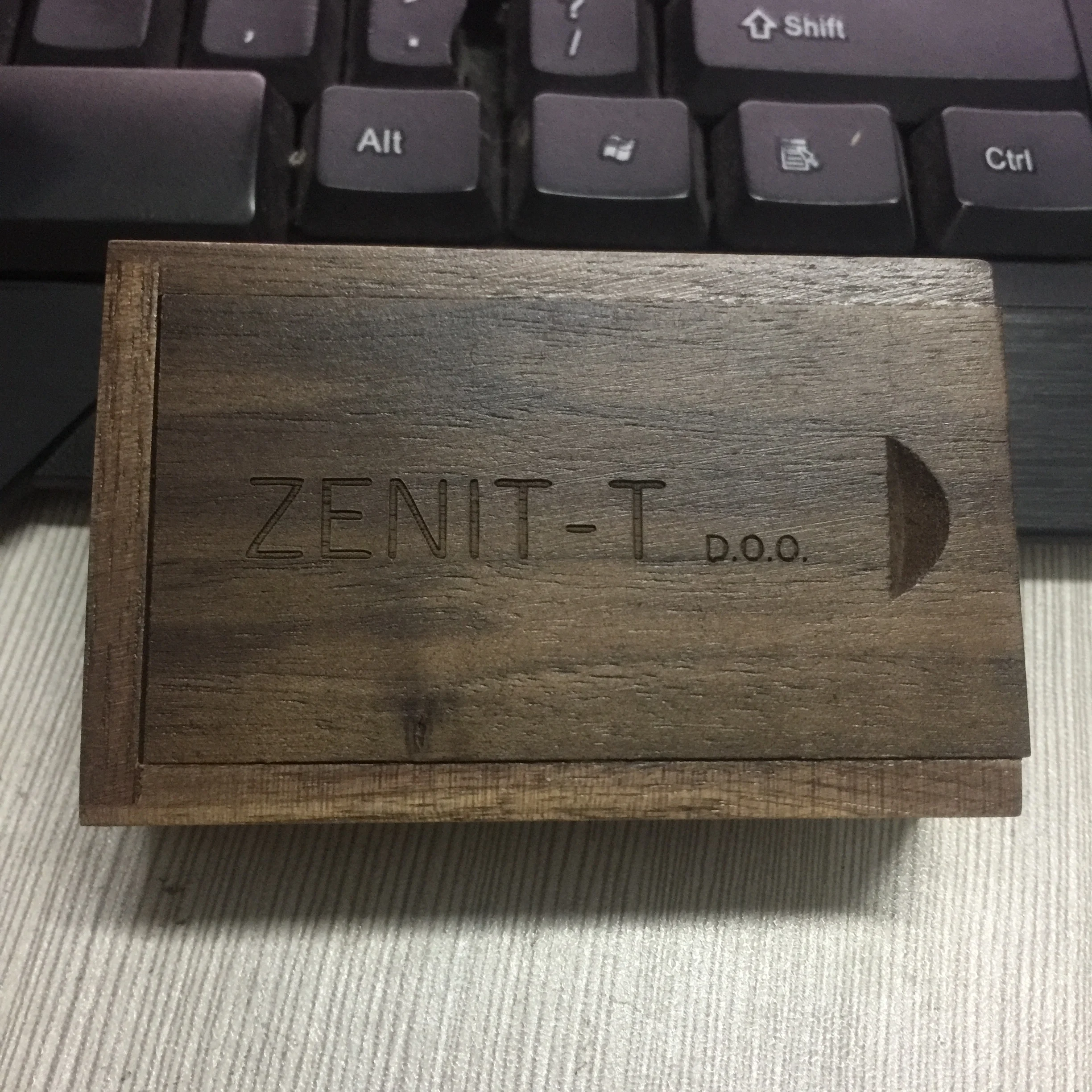 Clé USB 3.0 en bois, nouveau LOGO personnalisé, Interface en bois de noyer, lecteur Flash, Photos, images, mots