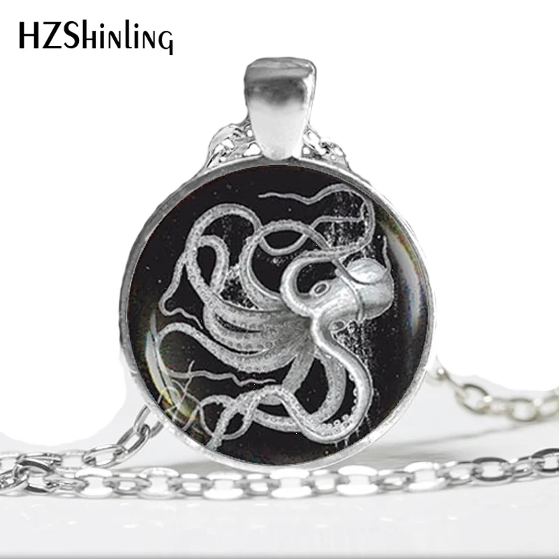 HZ--A537 New Vintage Octopus Necklace Octopus Pendant Glass Animal Jewelry Glass Dome Necklace Vintage HZ1