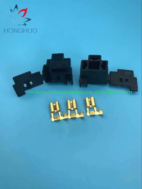 

10/20/50/100pcs/lot 3 Pin/Way H4 Headlight Automotive Connector Plug Socket Housing DJD031A-1