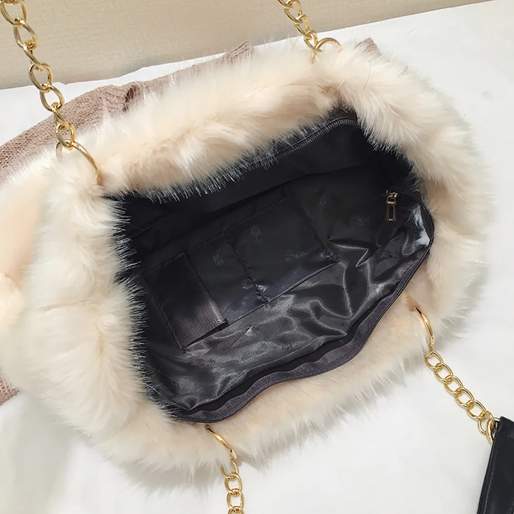 New Large Size Handbags For Women 2023 Plush Fur Tote Fashion Leisure Female Designer Shopping Bags Metal Strap Winter Bags M380