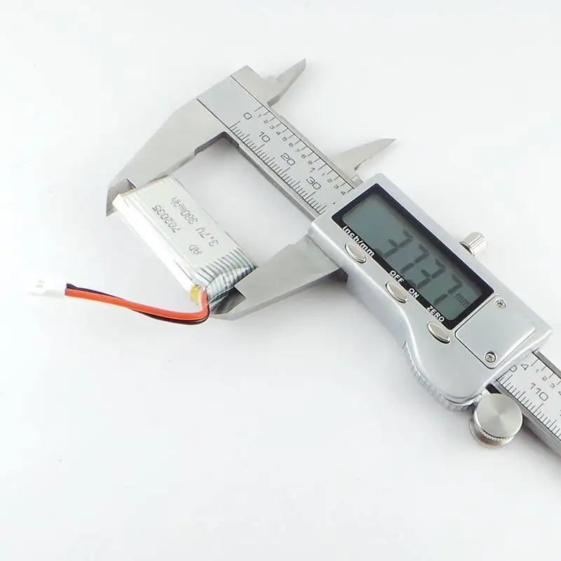 أربع طائرات للتحكم عن بعد ، بطارية ليثيوم أيون قابلة لإعادة الشحن 702035 3.7 فولت 380 مللي أمبير 25C