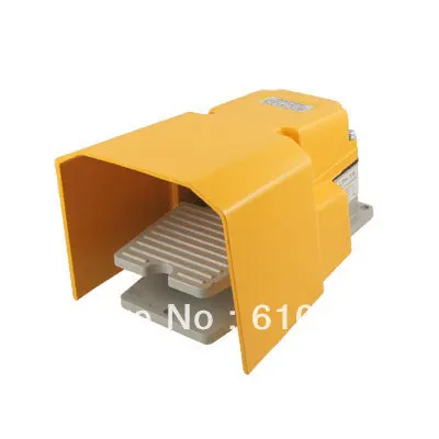 

AC 250V 15A Nonslip Pedal Momentary On Off Covered Foot Control Switch