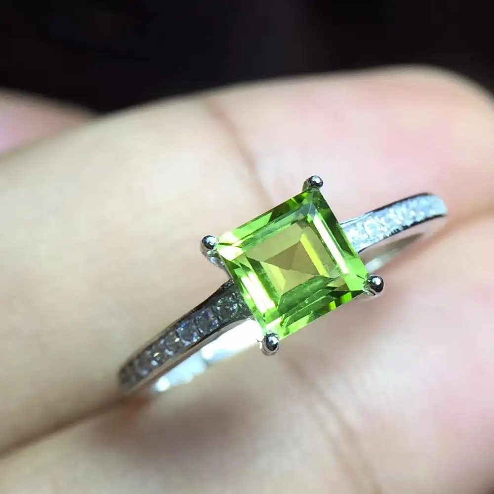 

attractive claasic Green Peridot Gemstone Ring 925 sterling silver natural gem square engagement ring birthday party gift