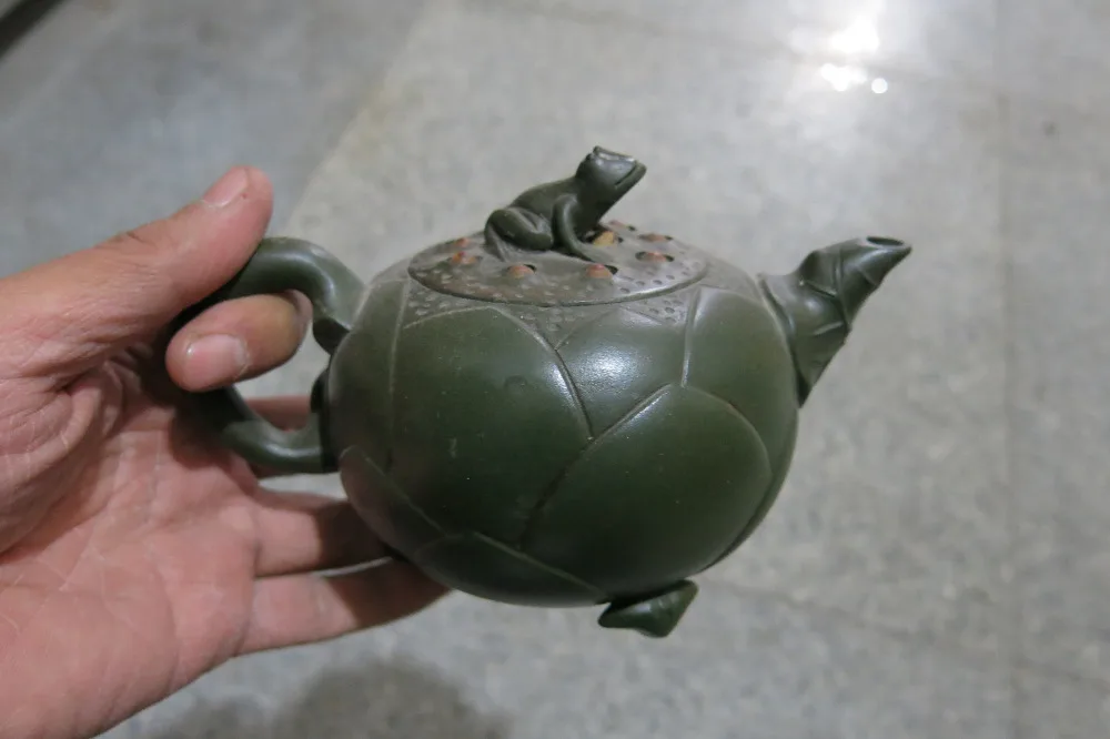 Old Chinese Handcraft Enameled  YiXing Zi Sha Clay  (green stoneware) Teapot ,Frog & Lotus,no 468,with mark,Free shipping