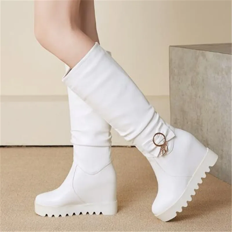 Women Boots Autumn and winter New style fashion Sweet Bow Rhinestone High Boots Internal increase Keep warm Chivalry boots 34-43