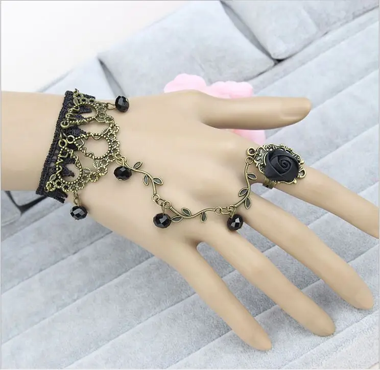 Vintage Flower Vine Artificial Lace Fingerless Fashion Bracklets with Ring 1049