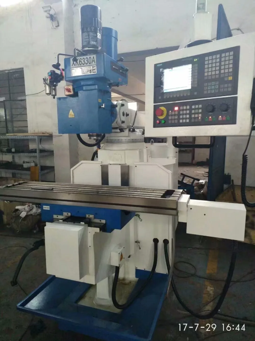 ماكينة تفريز XK6330 CNC
