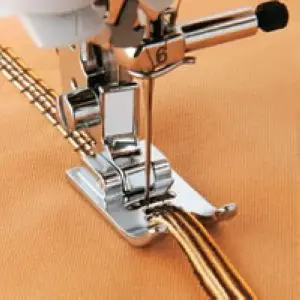 

2PCS Household Sewing Machine Pressing Feet 5 Holes Inlayed Presser Feet for SINGER brother JANOME PFAFF sewing