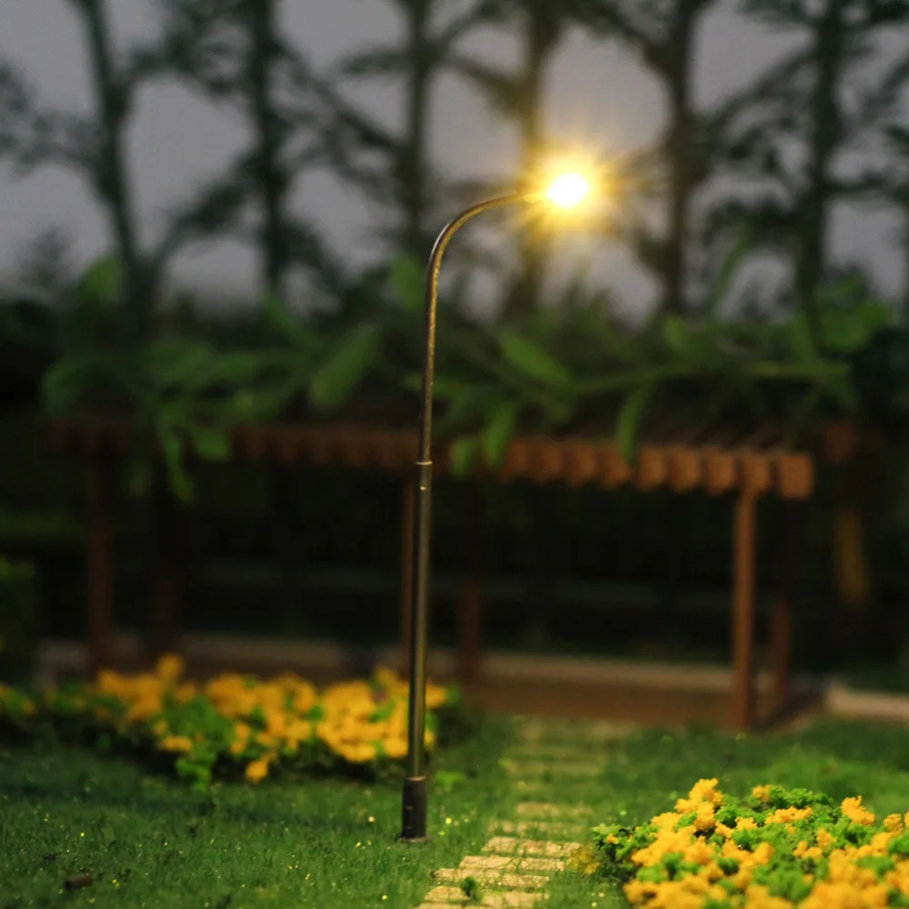 Evemodel LQS06 20pcs Model Trains N Scale 1:160 Metal Lamps Street Lights LED 3V Warm White Bright White