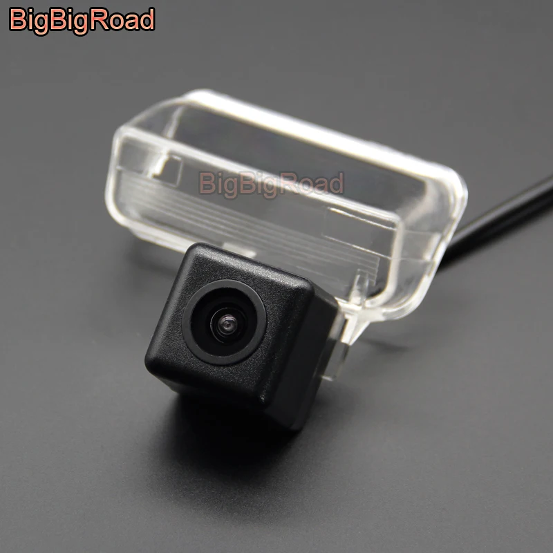 

BigBigRoad Car Rear View Camera For TOYOTA Blade Auris MK1 E150 2006 - 2012 / Camry Verso EZ 2012 Yaris 2013 Corolla Vios 2014