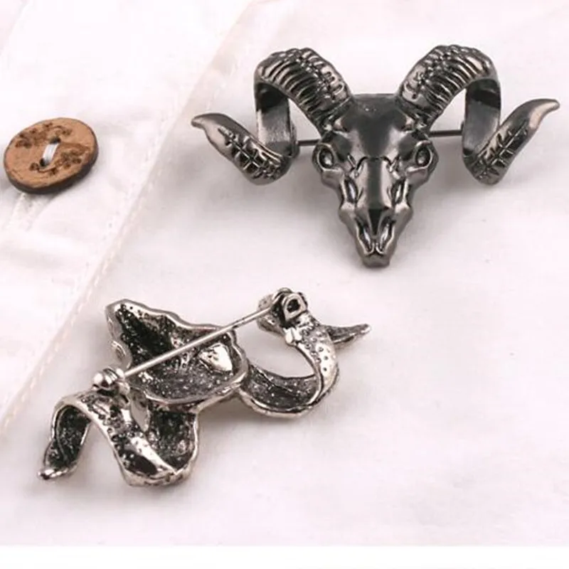 Popular Retro Bull Cattle Sheep Head Brooches Collar Accessories Unisex Luxury Badge Brooch Pins Mens Jewelry Xmas Gift