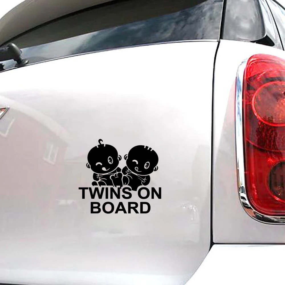 15.2*13.7CM TWINS ON BOARD Warning Mark Car Stickers Baby child Vinyl Decals Window Decoration Sticker Accessories Car Styling