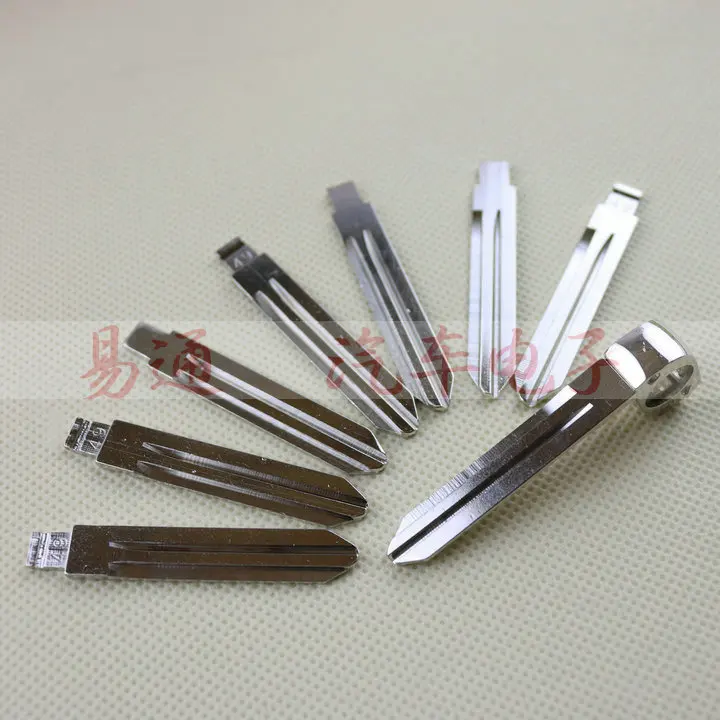 Newnissan車のキーを交換するための折りたたみ式キーブレードは、キーヘッドを交換します。49