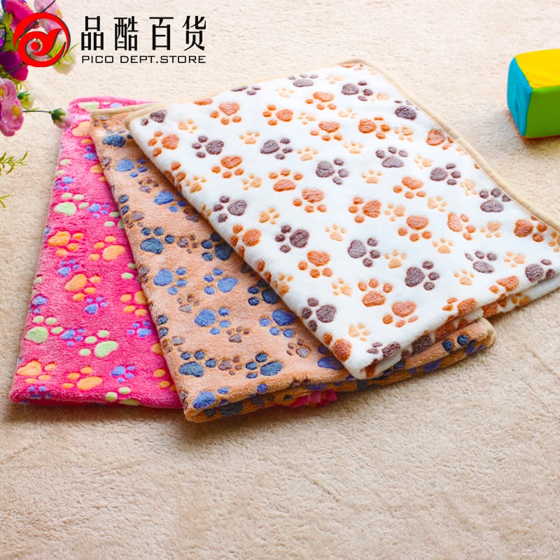 New Arrive 104x76cm Warm Pet dog Bed big dog Mat soft Fleece Paw Print Dogs Blanket Puppy cushion ZL124