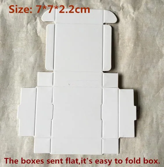 100pcs/lot-7*7*2.2cm Blank White Paper Party Boxes Small Size Craftwork Gift Fastener Ear Rings Aircraft Cardboard Boxes