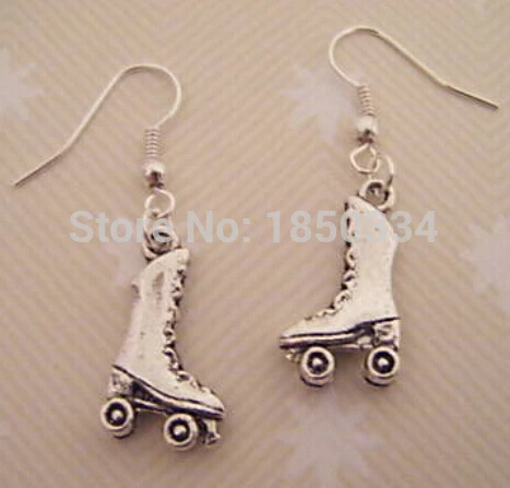 Fast Shipping Wholesale 50Pair Fashion Vintage ROLLER SKATES Charms Dangle Earrings For Women DIY Findings Jewelry Z8