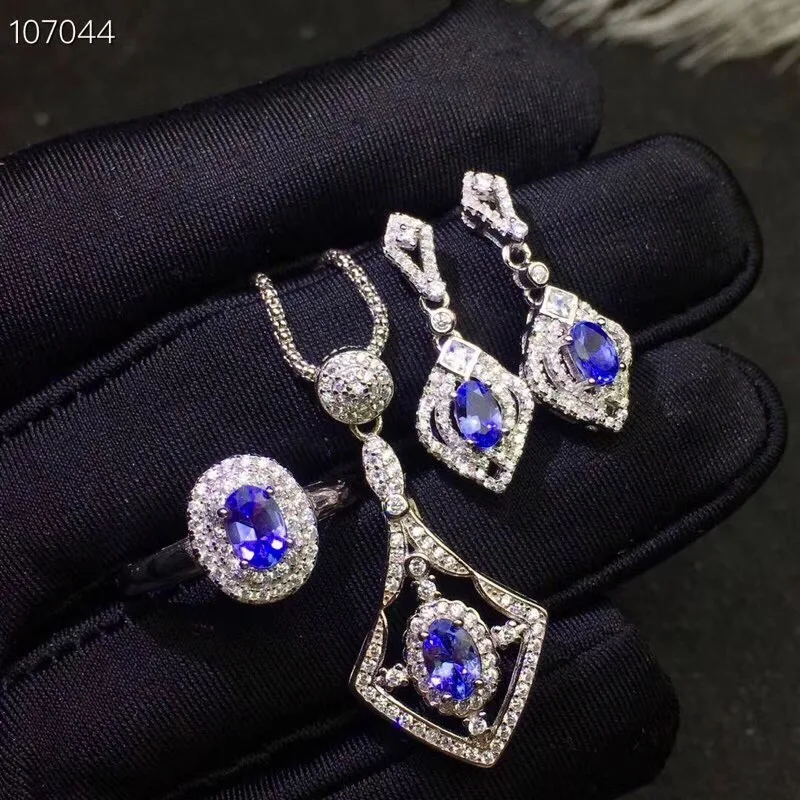 

Columbia natural tanzanite set ring earrings necklace fashionable with new design quality 925 Silver