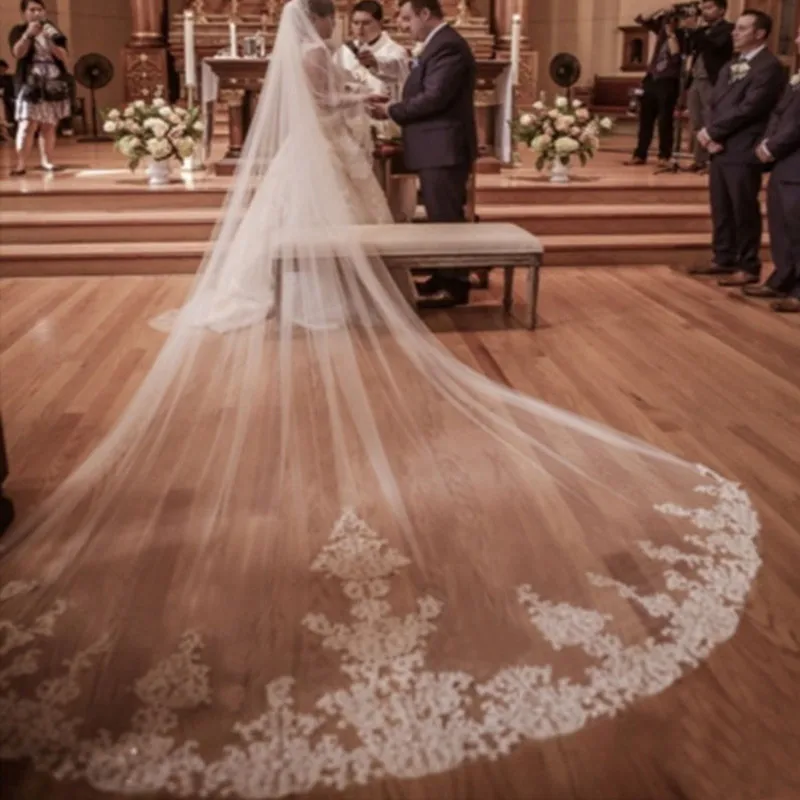 Voile de mariage en tulle avec peigne, une couche de dentelle, appliques de bord, nouveaux voiles de patients sur mesure, 3m de longueur, chaud