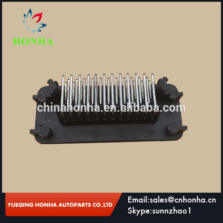 

776163-1 PA66 35 Pin Male Black 90 angle Pins with flange seal PCB auto wire harness ECU Connector