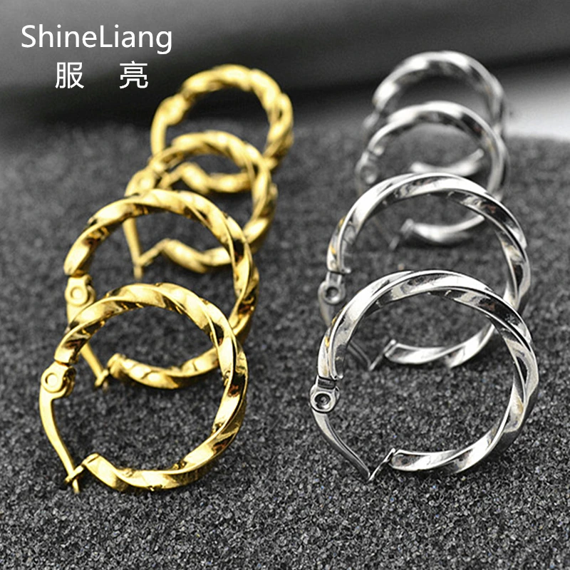 

Hoop Earrings for Men Women Wholesale Small Stainless Steel Shining Circle Steel color does not fade Nose Lip Ear Fashion Trend