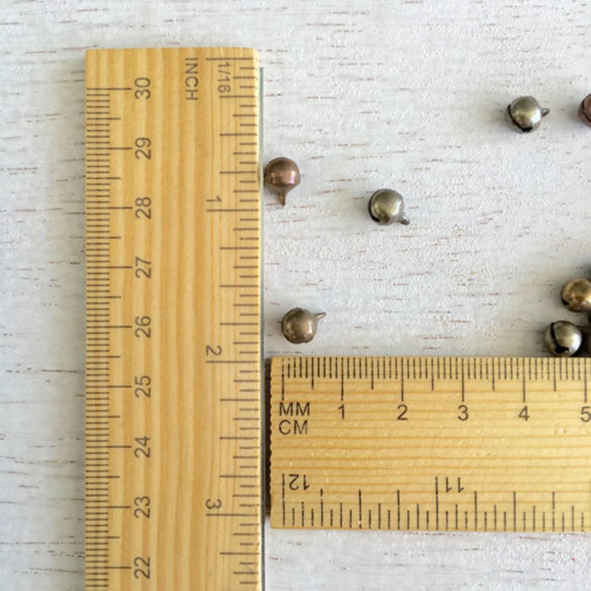 100pcs 6mm Vintage Brass Jingle Bells Christmas Holiday Craft Jewelry