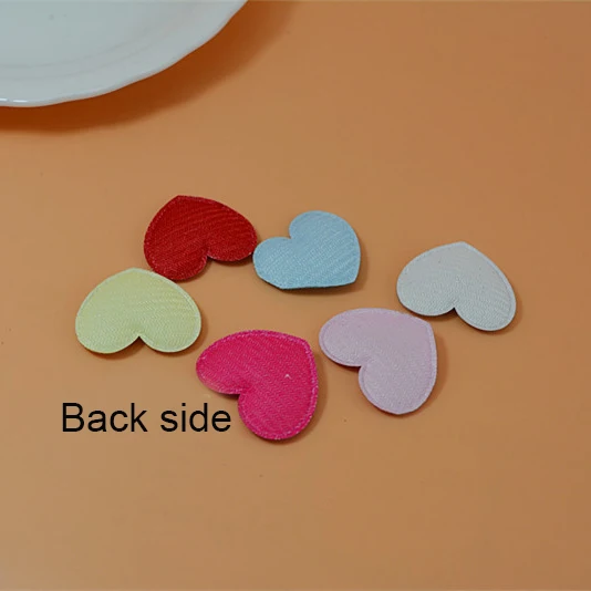 60 pz/lotto 3.4*3cm colori della miscela a forma di cuore patch multicolori Applique imbottita per accessori per capelli per bambini fai da te