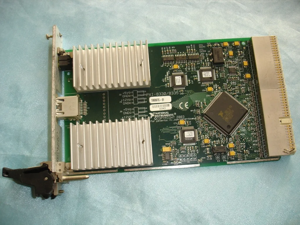 For PXI-8330 PXI-8335 Communication Data Acquisition DAQ Card--NI National Instruments-Original Genuine USED