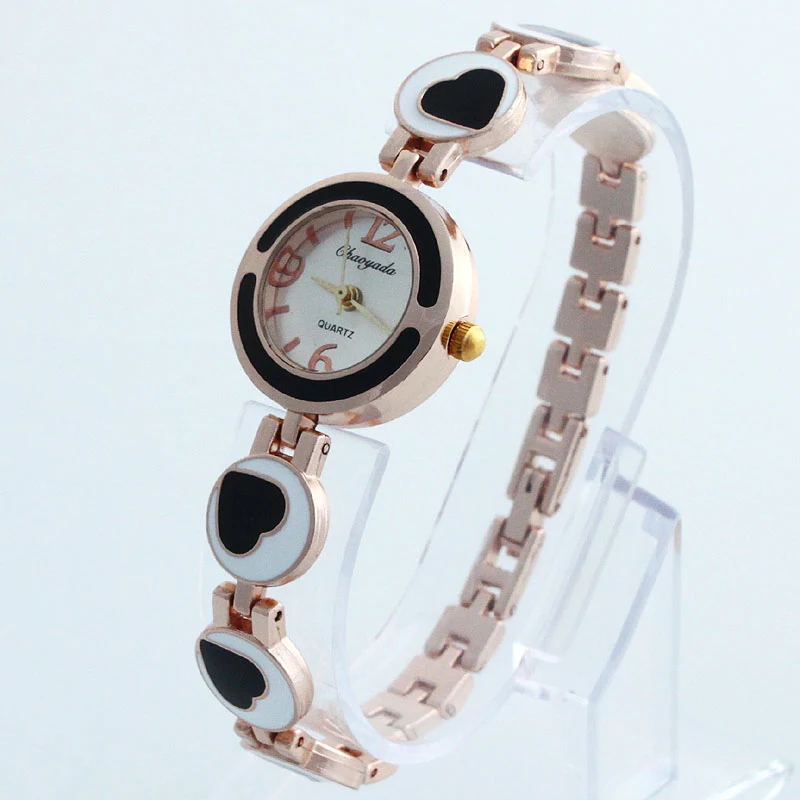 ساعة يد كوارتز للنساء O63, ساعة يد كوارتز للنساء بتصميم قلب وسوار من الكوارتز