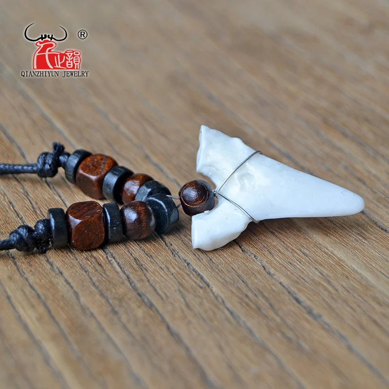 1PC Hawaii Surfer Jewelry Handmade Imitation Shark Teeth Pendant New Zealand Maori Tribal bone Choker WoMen\'s Men\'s Necklace