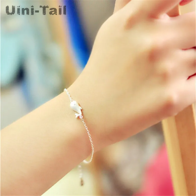 Uini-Tail classic hot new 925 Tibetan silver dolphin bracelet female simple creative whale hand jewelry explosion models GN399