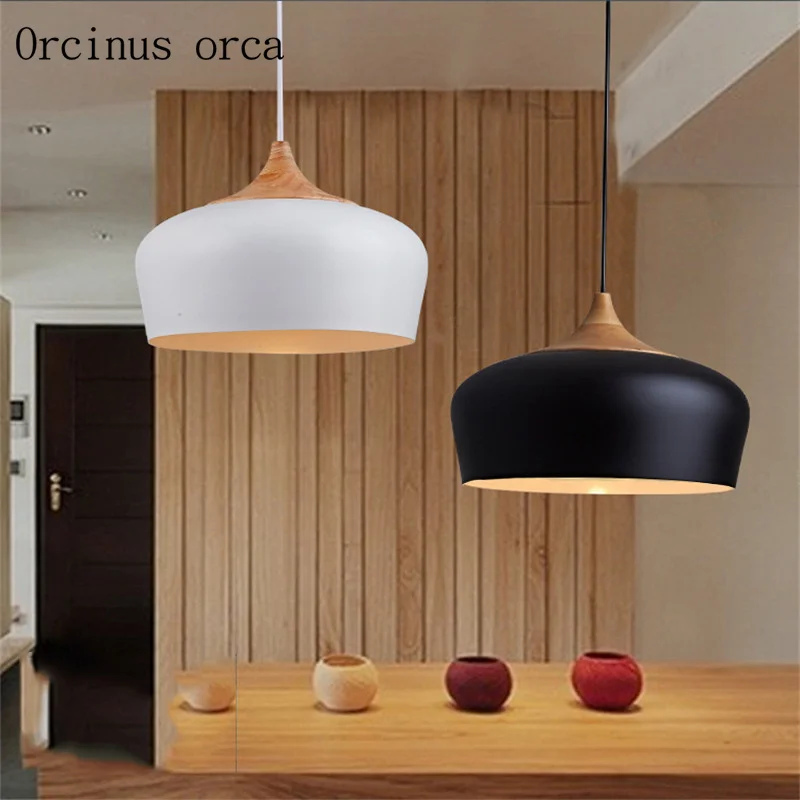 

Simple restaurant bedroom Japanese solid wood creative bar retro single head log Chandelier