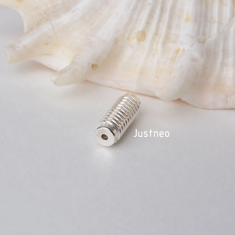 Thumbnail 4 - #4 Latest Thread Bracelets Price Drops