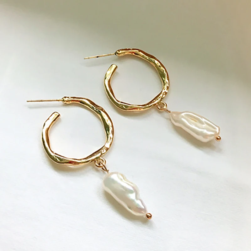 

SRCOI Gold Color Metal Freshwater Pearl Hoop Earrings Silver Color Pin Geometric Circle Wedding Earrings Women Jewelry