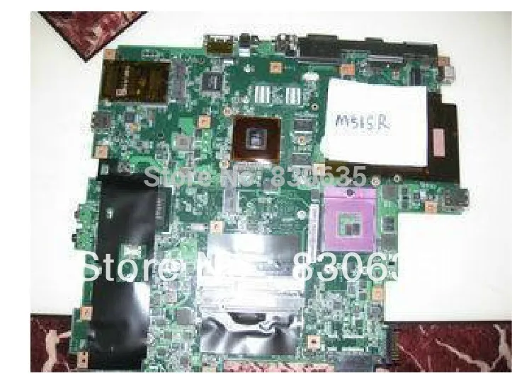 M51SR-Verbindungsplatine zum Anschluss an das Motherboard mit dem System getestet