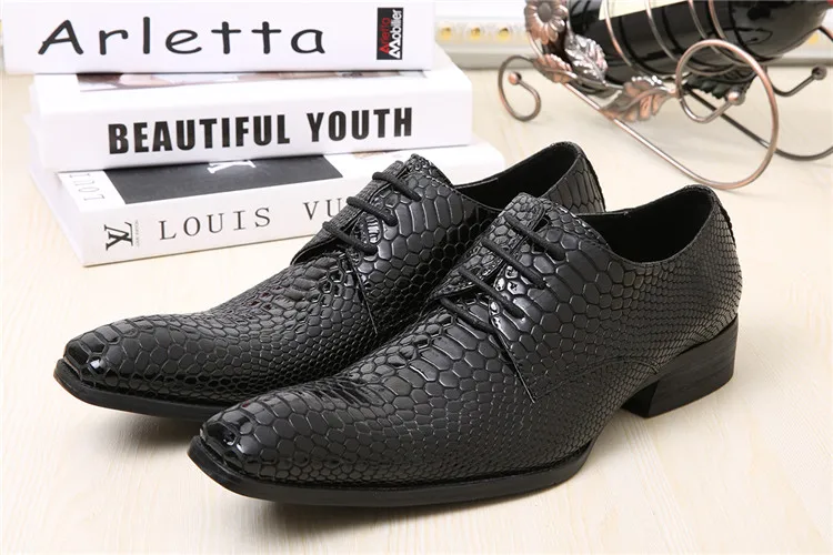 

British style classic pointy mens patent leather black shoes genuine leather oxford shoes sapatos homens mens alligator shoes