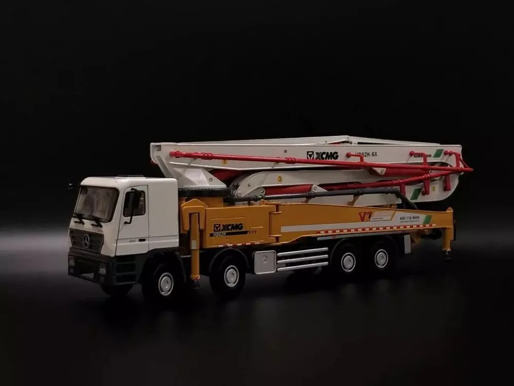 

Collectible DieCast Toy Model 1:35 Scale XCMG HB62K Concrete 62m Pump Truck Engineering Machinery Vehicles For Decoration,Gift