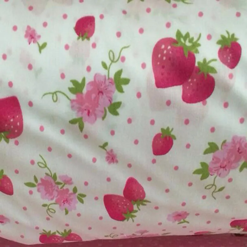 Juicy Strawberry polka dot Cotton Patchwork fabric home Textiles Quilting fabric for sewing 100% cotton fabric material