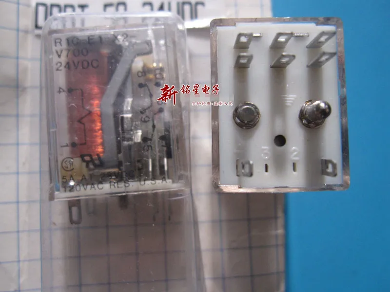 Original new 100% relay R10-E1X2-V700 24VDC DIP 8pin 2 open 2 closed E1X2-V700 24VDC