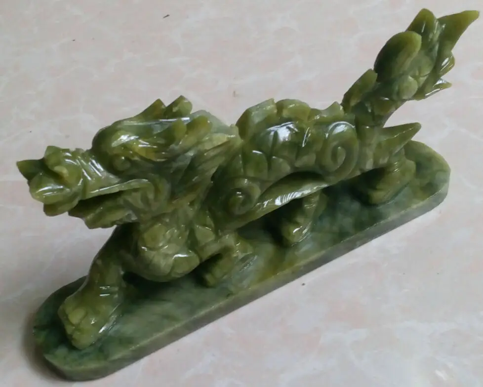 100% Chinese Natural Green Jade Hand-carved Animal Dragon Beautiful Small Statue