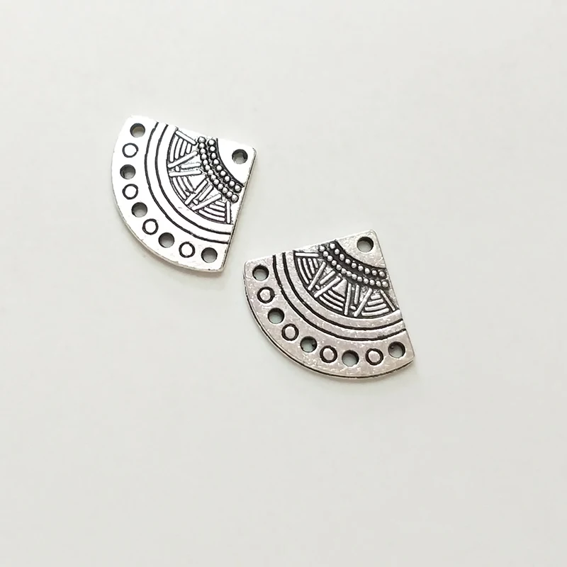 New Fashion 20pieces/bag 18mm Zinc Alloy  Fan Shape Porous Connector Charms Linker for DIY Necklace Jewelry Accessories