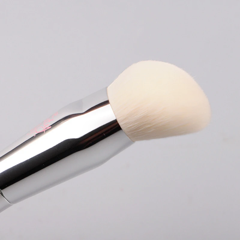 Professional IT Cosmetic Foundation Brush Silver Chromed Round Head Liquid Foundation BB Cream Bronzer Makeup Brush