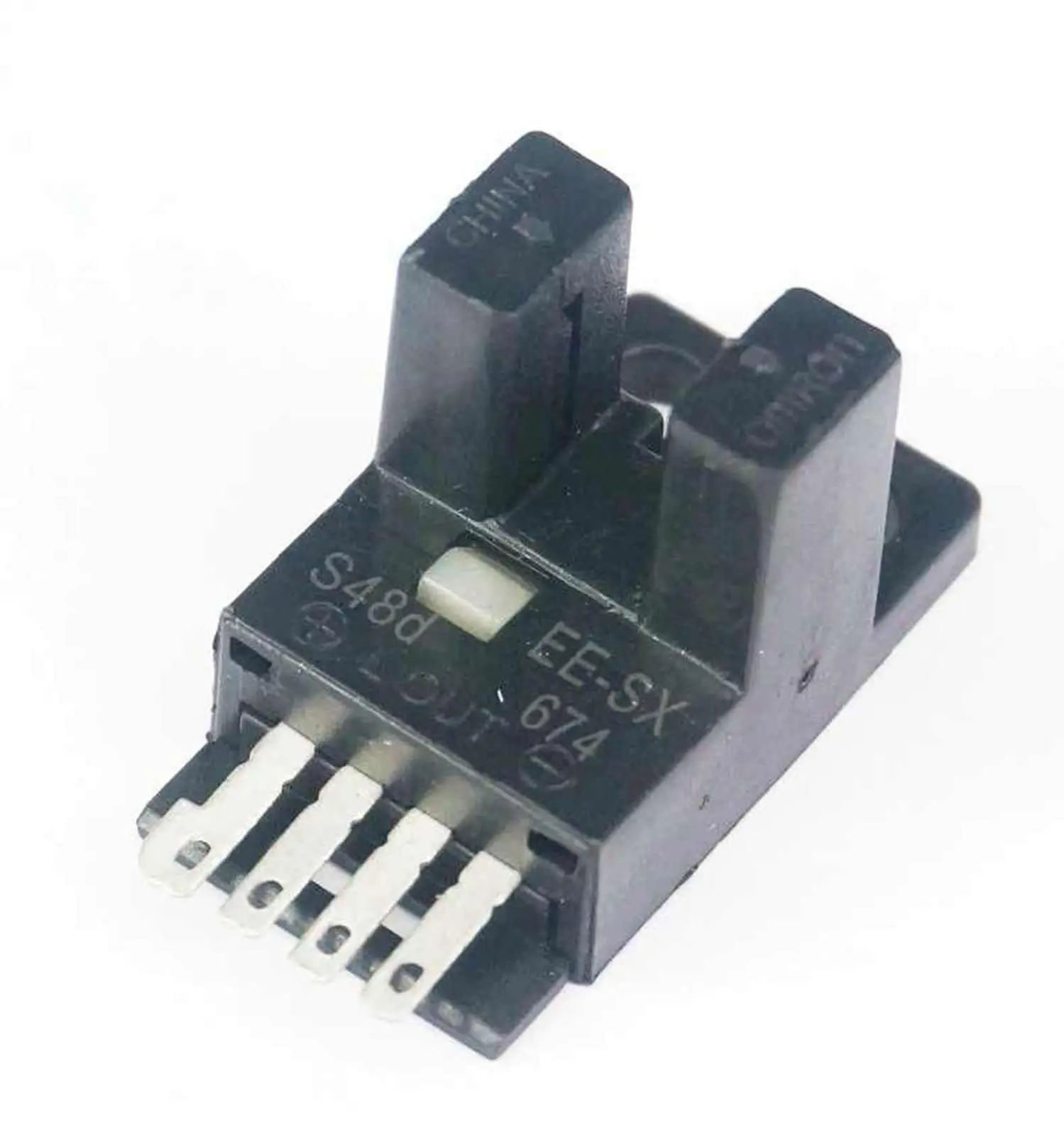 5pcs NPN DC5-24V 100mA Slotted Optical Switch EE-SX674 5MM Photoelectric sensor