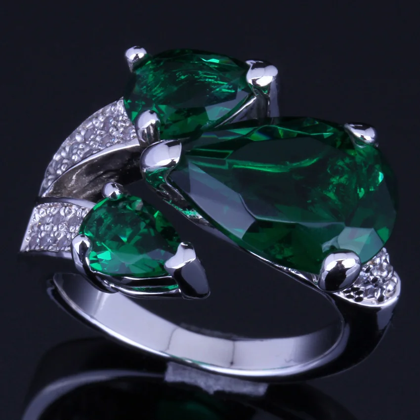 Brilliant Pear Green Cubic Zirconia White CZ Silver Plated Ring V0147